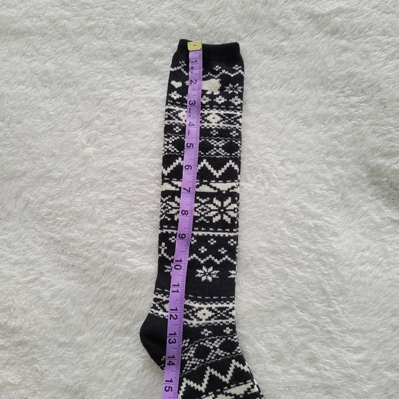 NWOT Old Navy wool-blend tall boot socks with fair isle patterns (lot of 3) - Picture 5 of 6